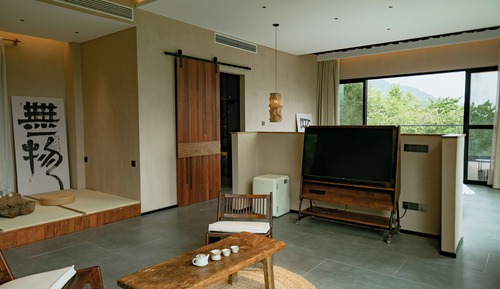 Comfort Suite, Patio, Mountain View