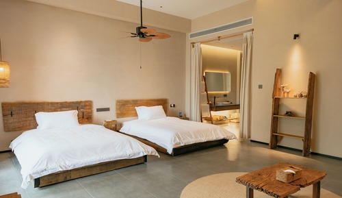 Elite Twin Room, Patio, Mountain View