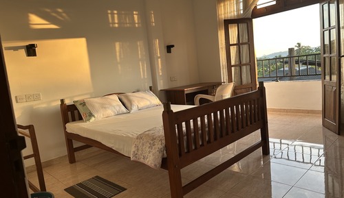 Classic Apartment, Sea View
