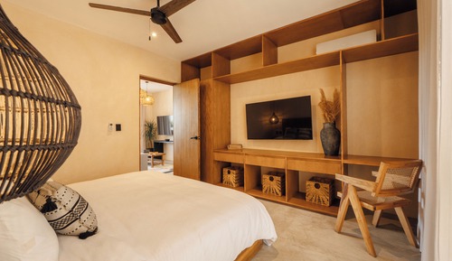 Deluxe Apartment, 1 King Bed with Sofa bed, Private Pool, Pool View