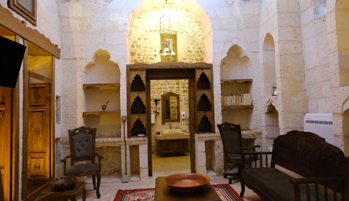Luxury Suite, Courtyard View