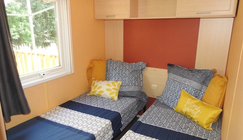 Cottage, Patio, Garden View