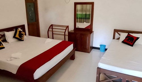 Deluxe Triple Room