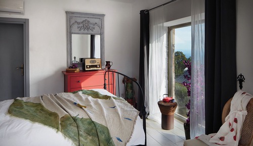 Basic Room, Garden View