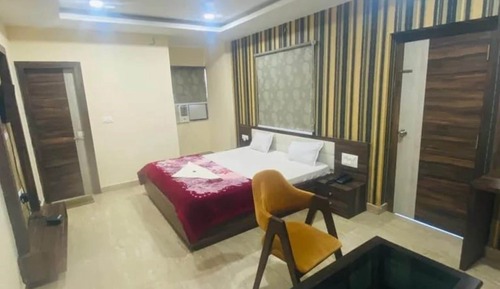 Luxury Room, Balcony, Hill View