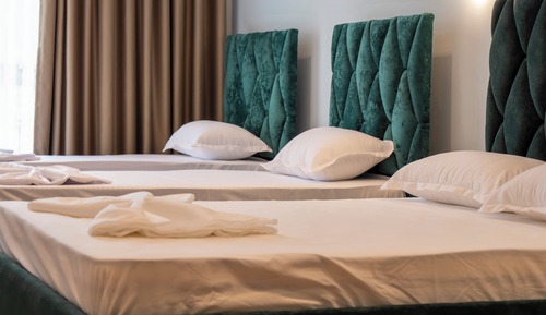 Comfort Quadruple Room, Mountain View