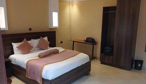 Deluxe Double Room, Garden View