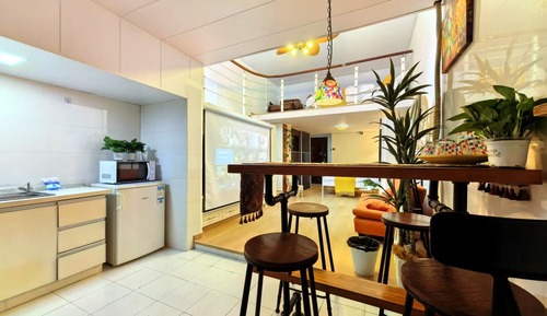 Classic Duplex, Patio, Courtyard View