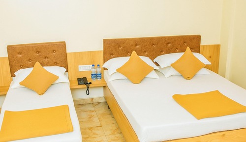 Economy Triple Room