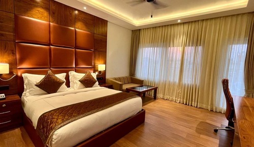 Executive Suite, Balcony, Mountain View