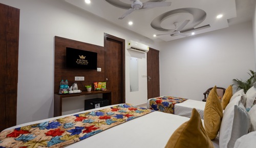 Family Room, Balcony, City View