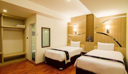 Standard Twin Room