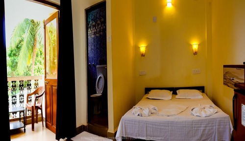 Standard Triple Room ( A/C )