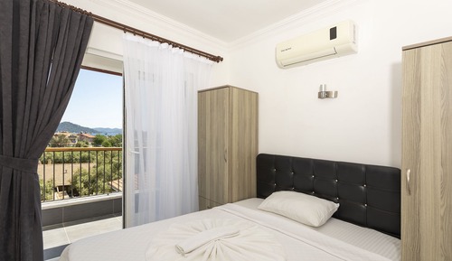 Economy Single Room