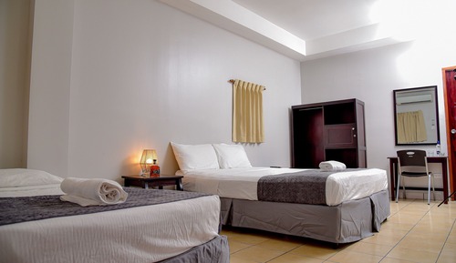 Double Room, 2 Queen Beds