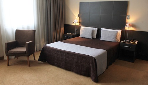 Superior Triple Room, City View