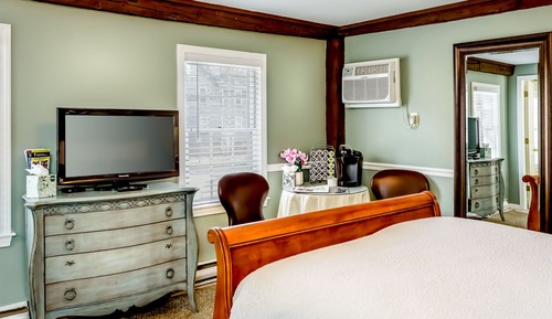 Standard Room, 1 Queen Bed (Room 1)