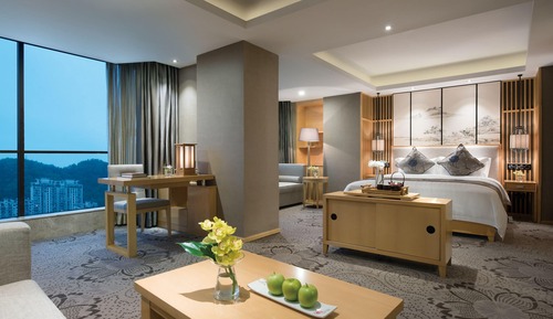 Deluxe Executive Suite