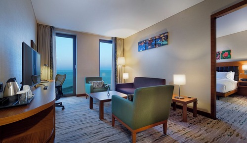 Suite, 1 King Bed
