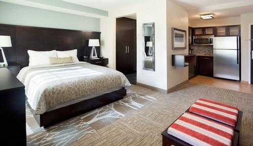 Suite, 1 Bedroom, Accessible (1 King, Comm)