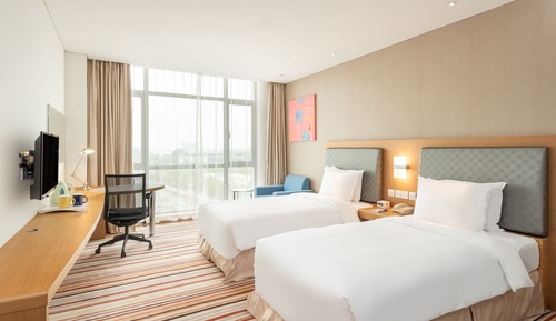 Standard Room, 1 Queen Bed