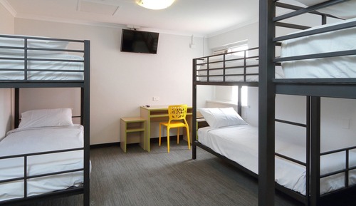 Economy Triple Bunk - Shared Facilities