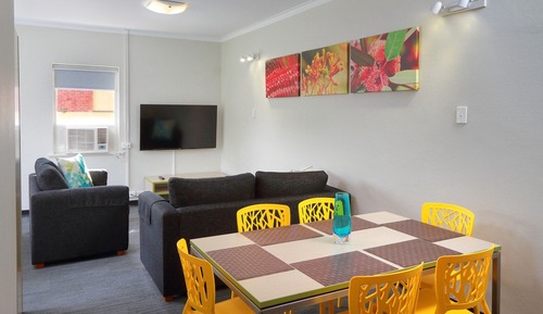 One Bedroom Apartment