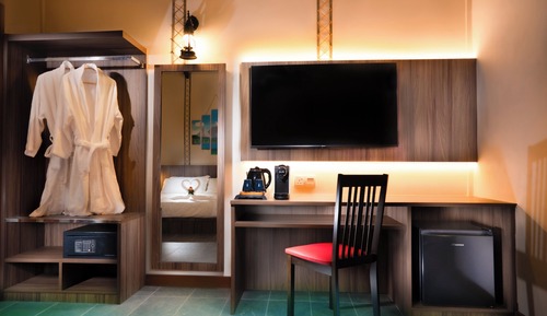 Glamping Suite