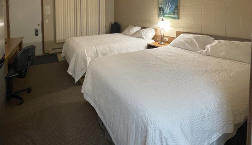 Double Room, 2 Queen Beds