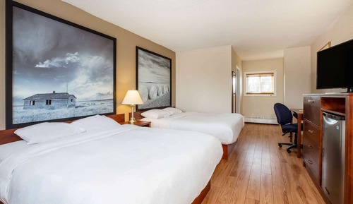 Room, 2 Queen Beds, Non Smoking