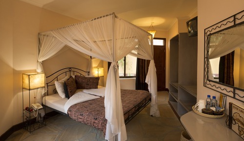 Luxury Double Room, Private Bathroom, Pool View