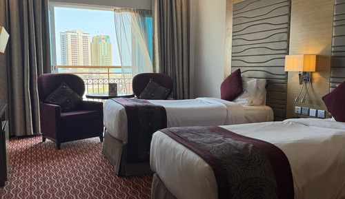 Deluxe Room, 2 Twin Beds, Non Smoking