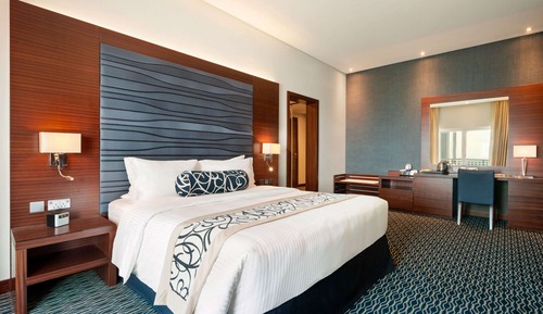 Junior Suite, 1 King Bed, Non Smoking