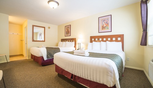 Deluxe Room, 2 Queen Beds