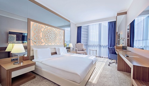 Standard Room, 2 Twin Beds, City View