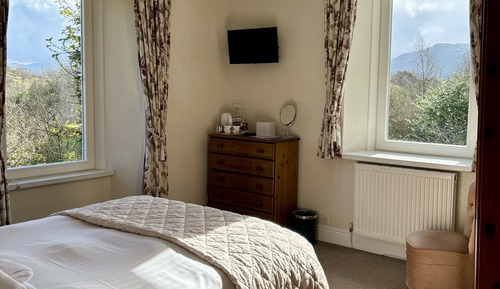 Double Room, Ensuite (with bath)