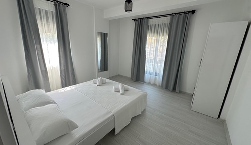 Comfort Apartment, City View