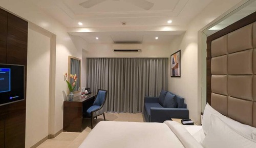 Family Double Room, Balcony, City View