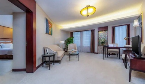 Superior Suite