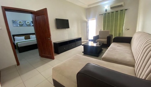 Comfort Suite, Balcony, City View