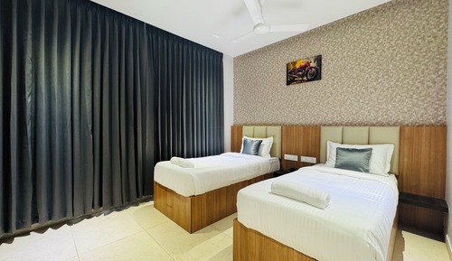 Standard Twin Room