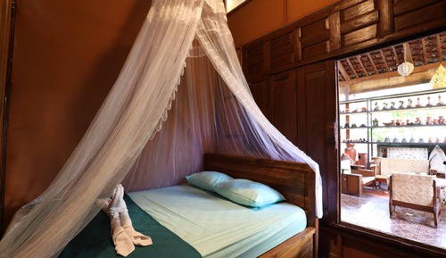 Classic Double Room