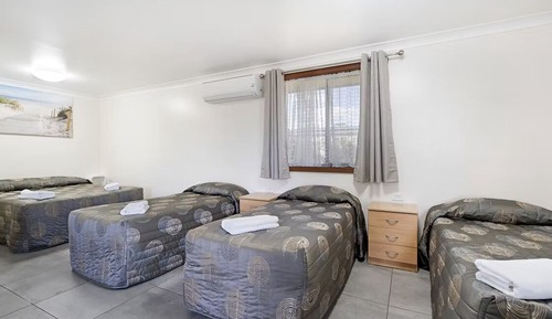 Deluxe Room, Pool View