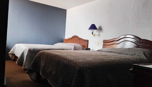 Room, City View