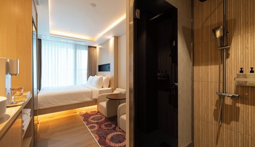 Signature Double Room, 1 King Bed