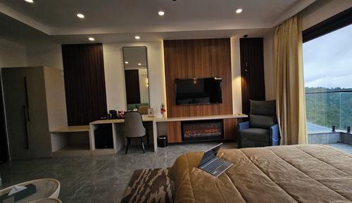 Signature Room, Mountain View