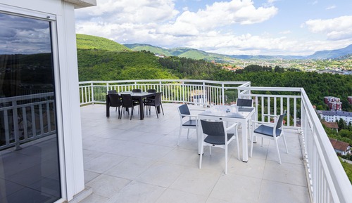 Single Room, Balcony, City View