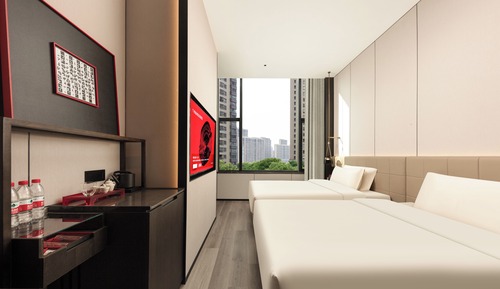 Leisurely City View Twin Room