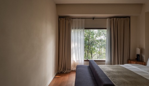 Panoramic Suite, Hill View