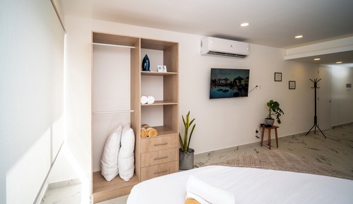 Comfort Apartment, 1 King Bed with Sofa bed, City View (206B)